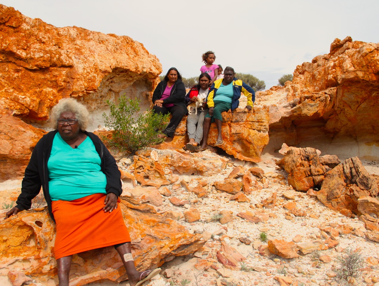 Lena Long and her family on Martu Country